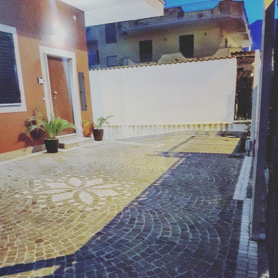 B&B President Sant'Egidio del Monte Albino Exterior photo